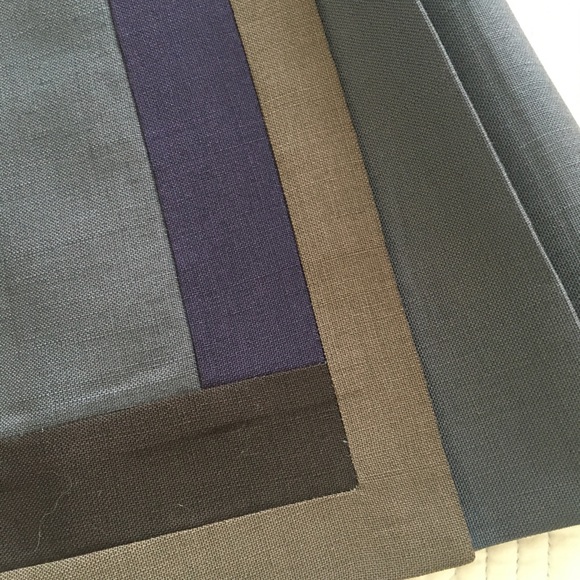 Prada pleated skirt - Picture 2 of 7